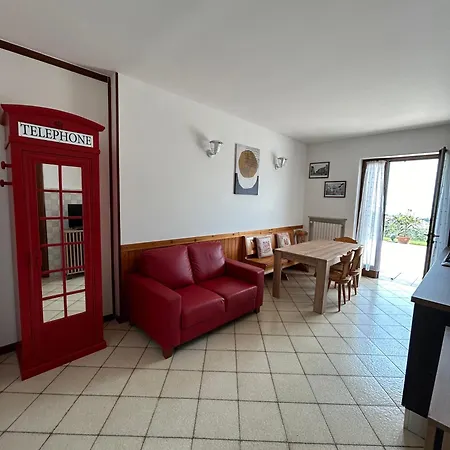 Poli Villa's *