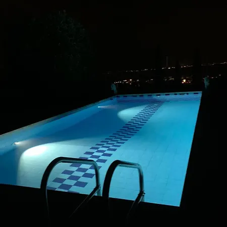 Poli Villa's * Бардоліно